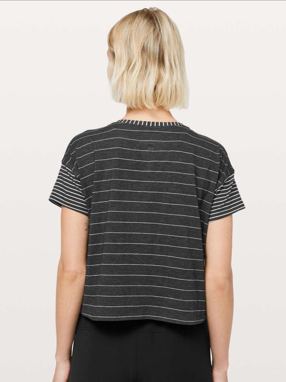 Lululemon Cates Tee - Picture 3 of 11